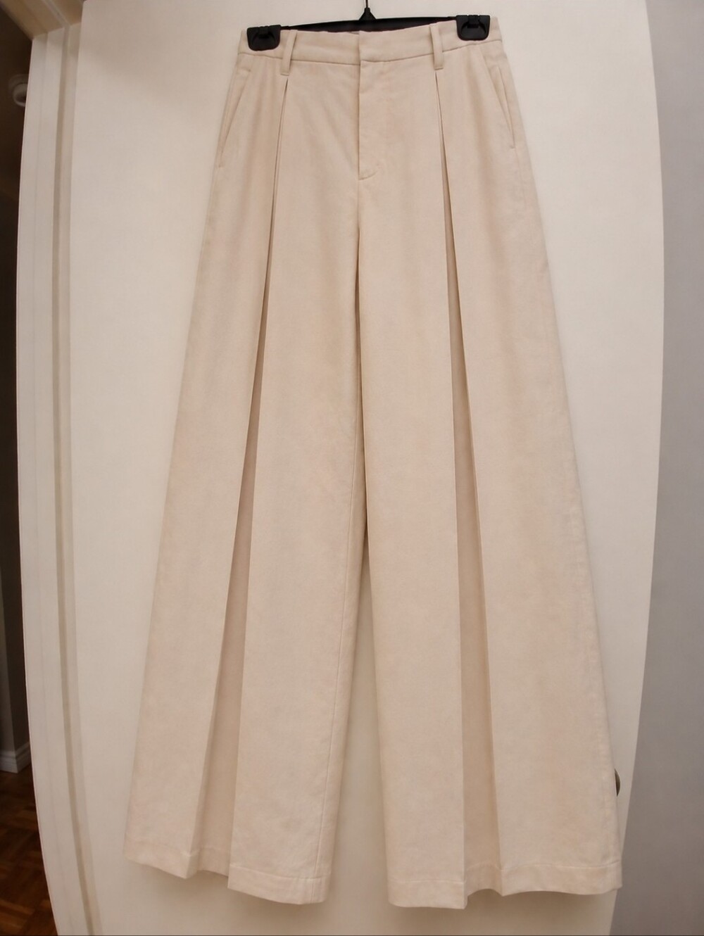 KOTN Cream High-Waisted Wide-Leg Trousers